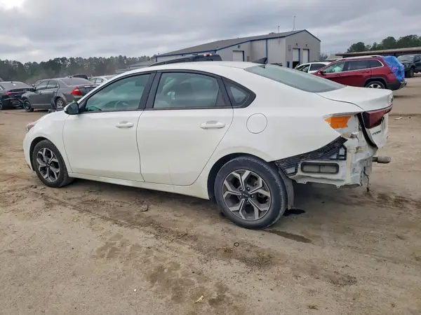 3KPF24AD1ME314539 2021 KIA FORTE - Image 2