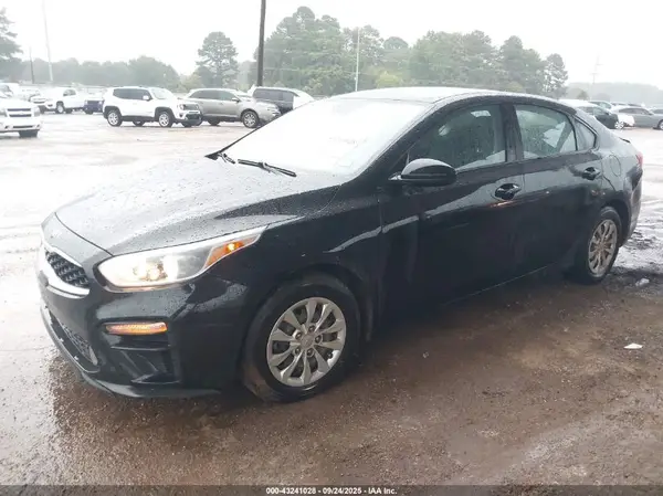 3KPF24AD1ME315013 2021 KIA FORTE - Image 2