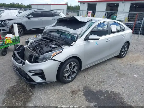 3KPF24AD1ME319742 2021 KIA FORTE - Image 2