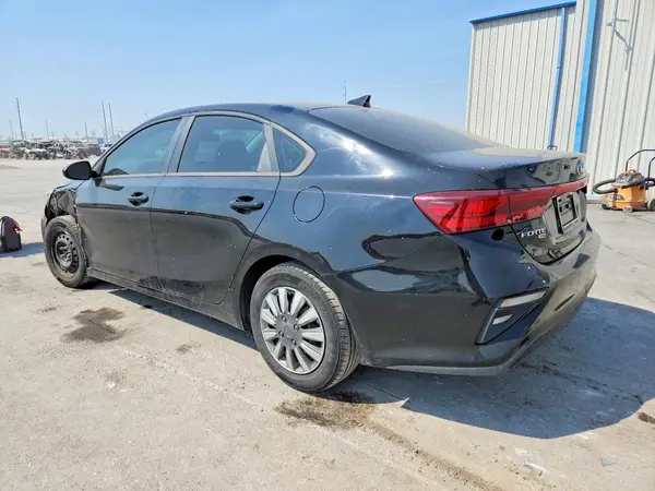 3KPF24AD1ME320177 2021 KIA FORTE - Image 2