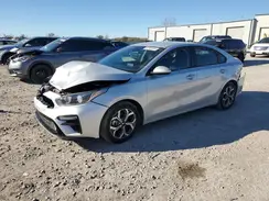 3KPF24AD1ME324391 2021 KIA FORTE