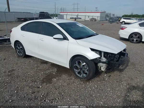 3KPF24AD1ME325279 2021 KIA FORTE - Image 1