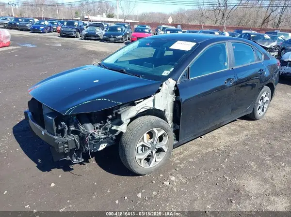 3KPF24AD1ME326593 2021 KIA FORTE - Image 2