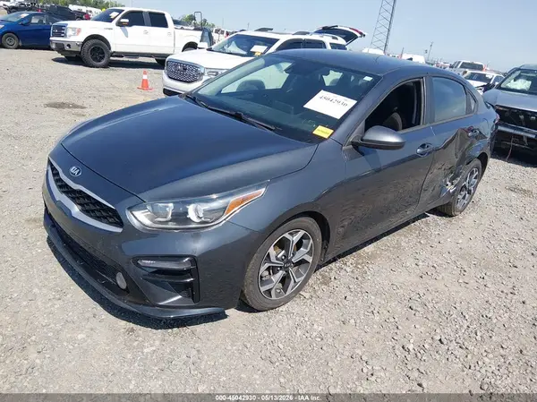 3KPF24AD1ME326965 2021 KIA FORTE - Image 2