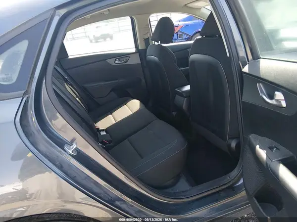 3KPF24AD1ME326965 2021 KIA FORTE - Image 8