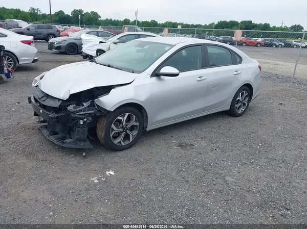 3KPF24AD1ME327288 2021 KIA FORTE - Image 2