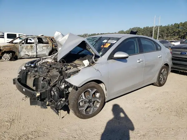 3KPF24AD1ME329039 2021 KIA FORTE - Image 1
