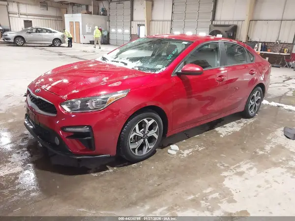3KPF24AD1ME330854 2021 KIA FORTE - Image 2