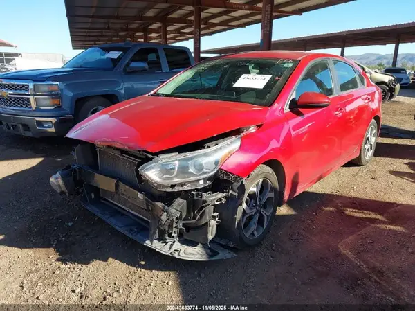 3KPF24AD1ME331020 2021 KIA FORTE - Image 2
