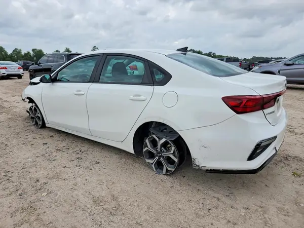 3KPF24AD1ME334094 2021 KIA FORTE - Image 2