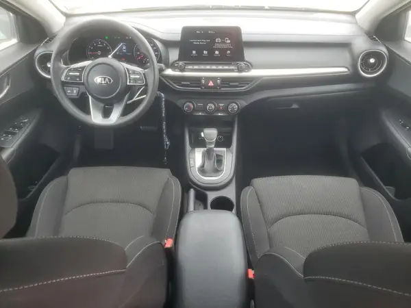 3KPF24AD1ME334600 2021 KIA FORTE - Image 8