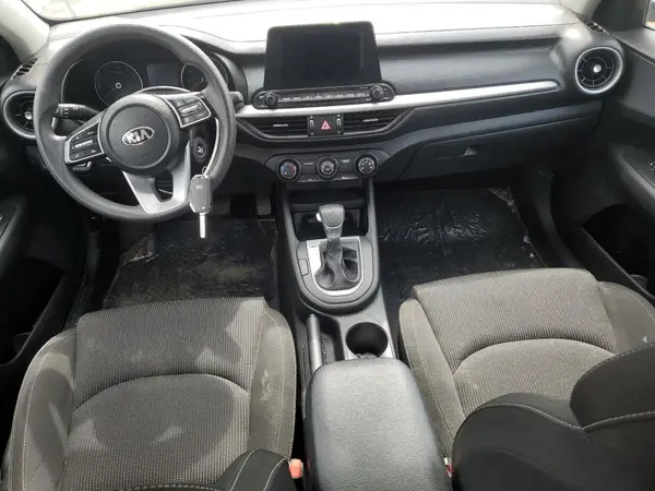 3KPF24AD1ME336217 2021 KIA FORTE - Image 8