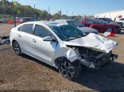 3KPF24AD1ME337464 2021 KIA FORTE