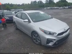 3KPF24AD1ME338260 2021 KIA FORTE
