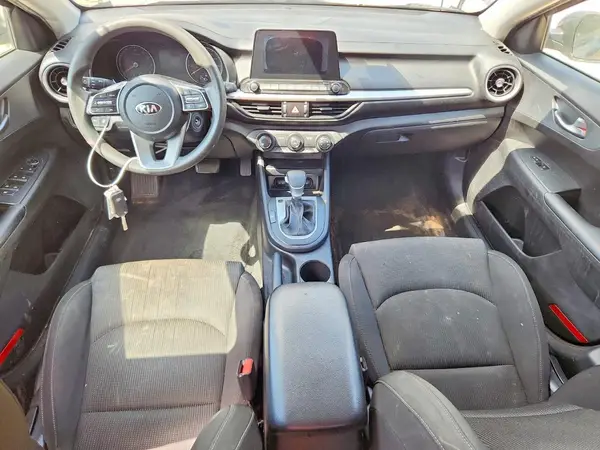 3KPF24AD1ME339862 2021 KIA FORTE - Image 8