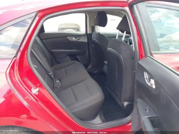 3KPF24AD1ME340090 2021 KIA FORTE - Image 8