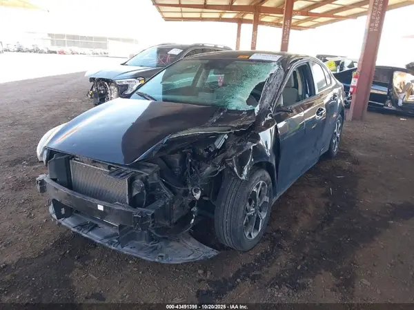 3KPF24AD1ME341577 2021 KIA FORTE - Image 2