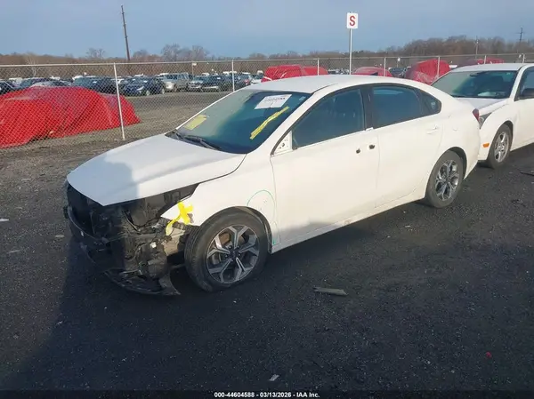 3KPF24AD1ME341708 2021 KIA FORTE - Image 2