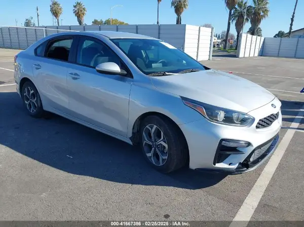 3KPF24AD1ME341790 2021 KIA FORTE - Image 1