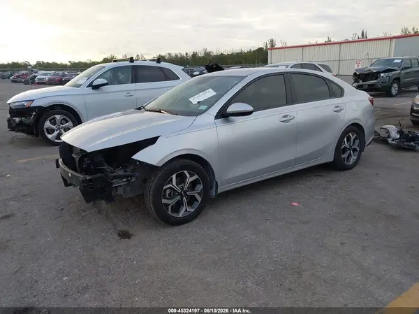 3KPF24AD1ME344849 2021 KIA FORTE - Image 2