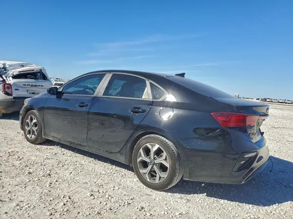 3KPF24AD1ME345211 2021 KIA FORTE - Image 2