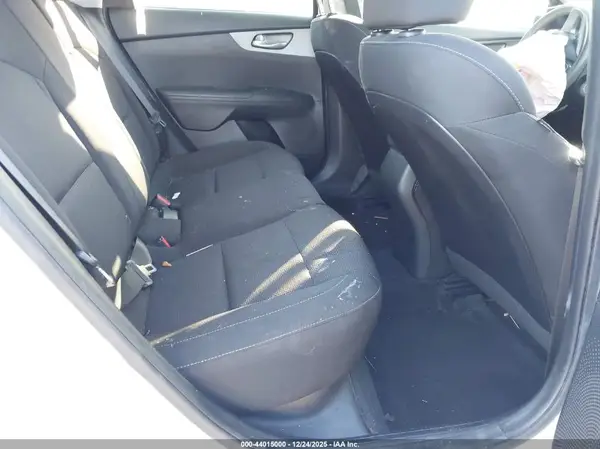 3KPF24AD1ME349632 2021 KIA FORTE - Image 8