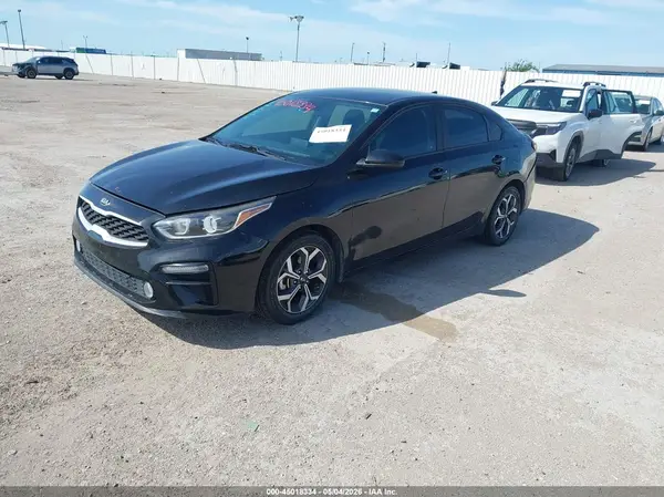 3KPF24AD1ME351753 2021 KIA FORTE - Image 2