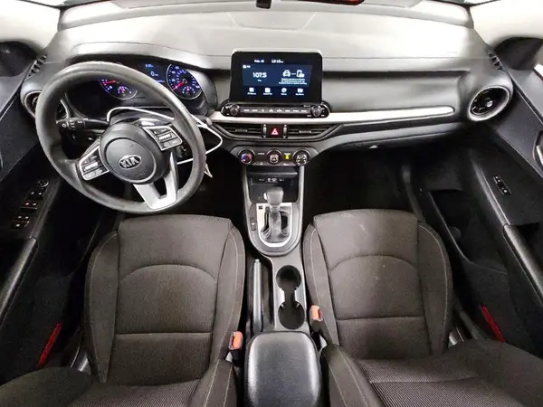 3KPF24AD1ME352871 2021 KIA FORTE - Image 8