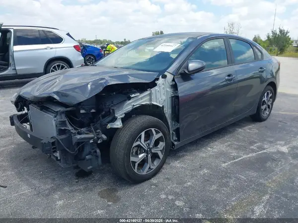 3KPF24AD1ME353955 2021 KIA FORTE - Image 2