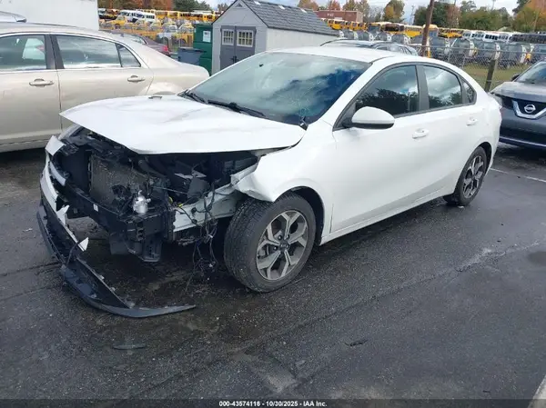 3KPF24AD1ME354507 2021 KIA FORTE - Image 2