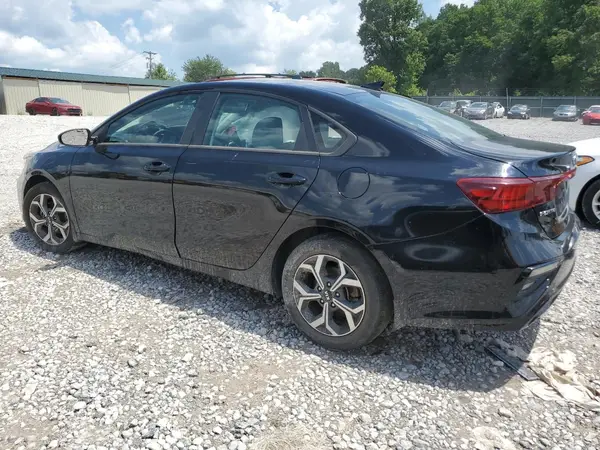 3KPF24AD1ME357116 2021 KIA FORTE - Image 2
