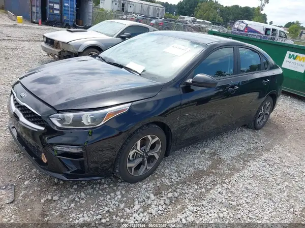 3KPF24AD1ME359044 2021 KIA FORTE - Image 2