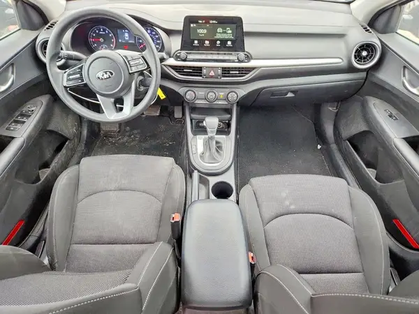 3KPF24AD1ME359190 2021 KIA FORTE - Image 8