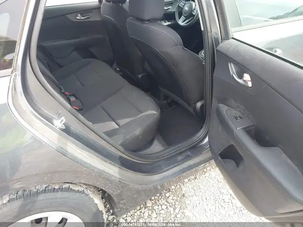 3KPF24AD1ME361442 2021 KIA FORTE - Image 8