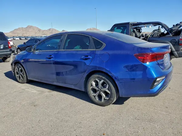 3KPF24AD1ME361568 2021 KIA FORTE - Image 2