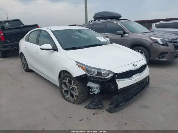 3KPF24AD1ME361778 2021 KIA FORTE - Image 1