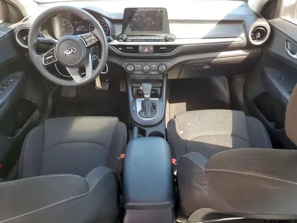 3KPF24AD1ME361781 2021 KIA FORTE - Image 8
