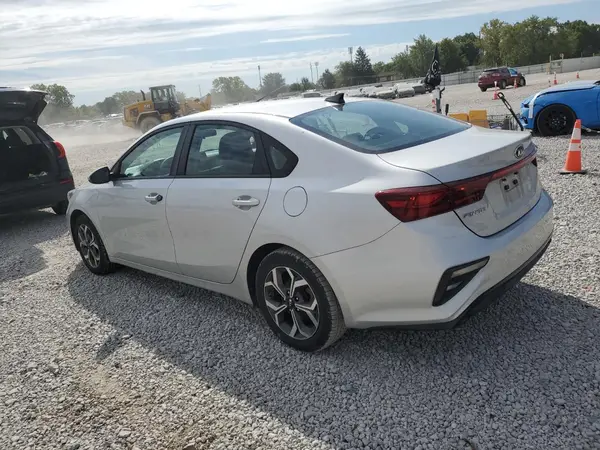 3KPF24AD1ME362574 2021 KIA FORTE - Image 2