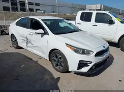 3KPF24AD1ME363224 2021 KIA FORTE