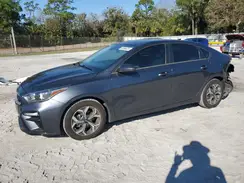 3KPF24AD1ME367676 2021 KIA FORTE