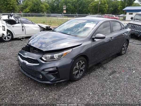 3KPF24AD1ME371968 2021 KIA FORTE - Image 2