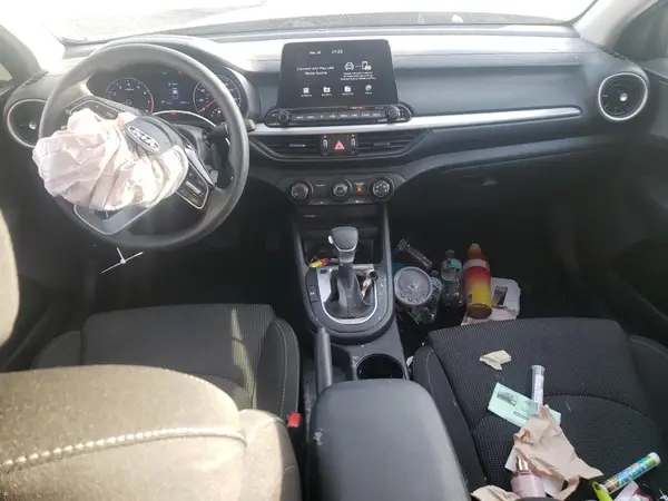 3KPF24AD1ME374059 2021 KIA FORTE - Image 8