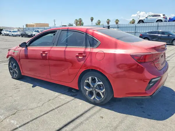 3KPF24AD1ME374823 2021 KIA FORTE - Image 2