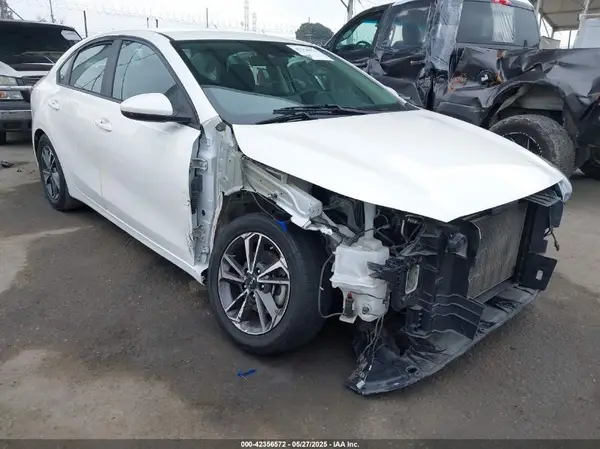 3KPF24AD1ME375065 2021 KIA FORTE - Image 1