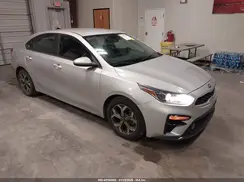3KPF24AD1ME378113 2021 KIA FORTE
