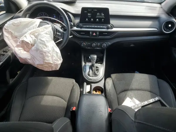 3KPF24AD1ME378662 2021 KIA FORTE - Image 8