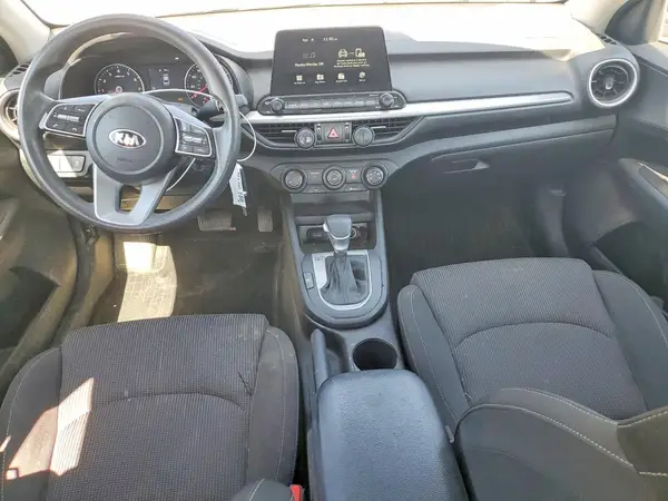 3KPF24AD1ME380380 2021 KIA FORTE - Image 8