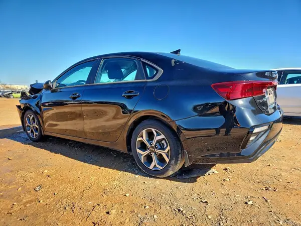 3KPF24AD1ME381397 2021 KIA FORTE - Image 2