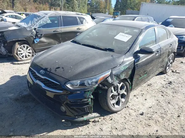 3KPF24AD1ME382744 2021 KIA FORTE - Image 2