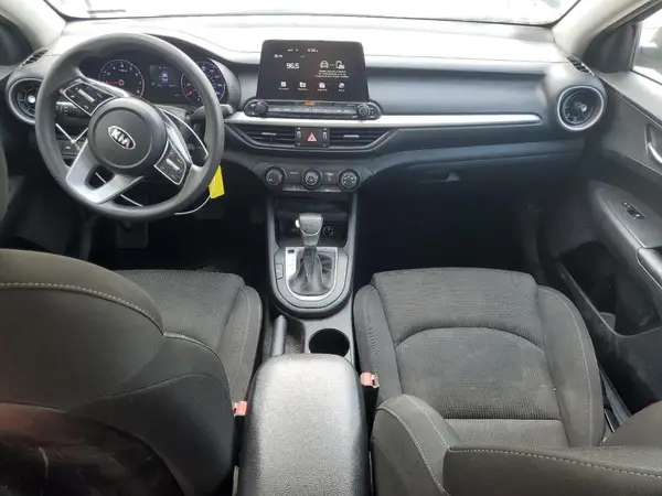 3KPF24AD1ME384073 2021 KIA FORTE - Image 8